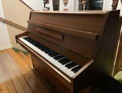 Kemble Piano