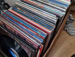 LP-skivor. Vinylsamling 125...