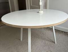 Hay Loop Stand round table