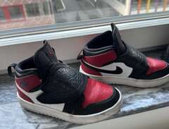 Nike Jordan sneakers för ba...