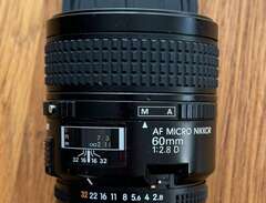Nikon AF 60/2,8 D makroobje...