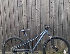 Specialized 27,5” MTB 9-vxl