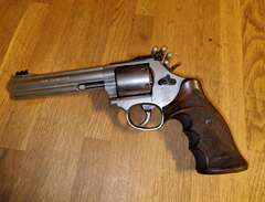 Smith & Wesson 686 Internat...