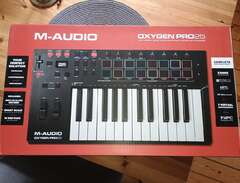 M-Audio Oxygen Pro 25 + M-A...