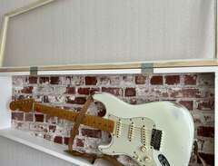 Fender Stratocaster Olympic...