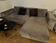 Härligt stor soffa som är b...