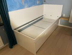 IKEA Flaxa säng med undersä...