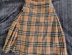 Klassisk kjol från Burberry