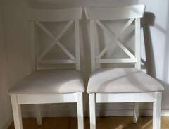 Två stolar Ingolf IKEA