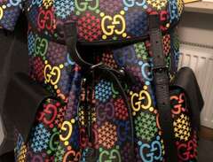 Gucci GG Psychedelic ryggsäck.