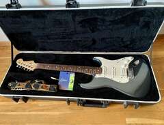 Fender Stratocaster - Fende...