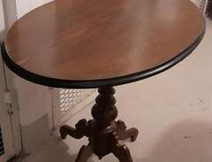 ovalt bordet