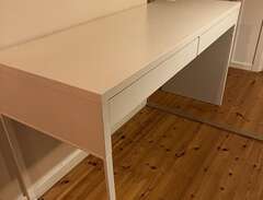Skrivbord ”Bestå” IKEA