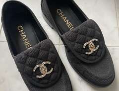 Chanel loafers , oanvända....