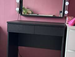 Ikea sminkbord + spegel + b...