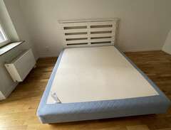 Ikea säng Sultan med sänggavel