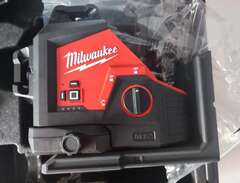 Lasernivå Milwaukee M12 3PL-0C