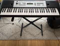 Keyboard / Synth Yamaha YPT...