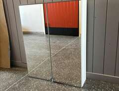 Badrumsskåp 2 Spegeldörrar