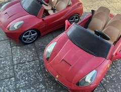 2 st Ferrari elbil. Inga ba...