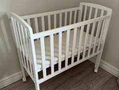 JLY Bedside crib