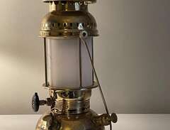 Vacker vintage stormlampa O...