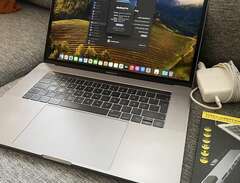 MacBook Pro 15 Nyskick i7 ,...