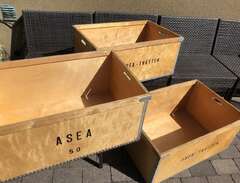 Stora stapelbara lådor ASEA