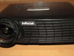 Projektor InFocus LP70+