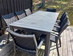 Matbord utomhus  med stolar