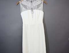 Ny vit klänning studentklän...