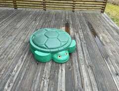 Sandlåda sköldpadda (med lock)