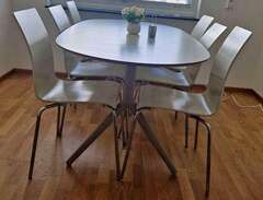 Matbord med 6 stolar i nyskick