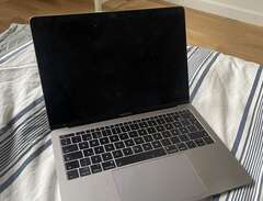 MacBook Pro 13 tum, Retina...
