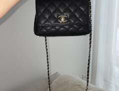 Chanel Mini flap bag with t...
