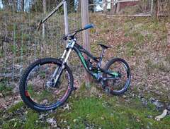 Downhill YT industries
