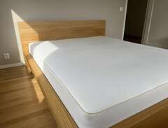 Ikea Malm säng