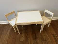 Ikea Lätt. Barnbord med två...