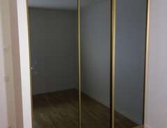 Elfa Garderobsdörrar spegel...