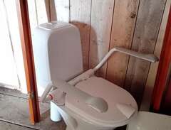 Toalettstol komplett med ar...