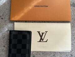 Louis Vuitton Pocket Organi...