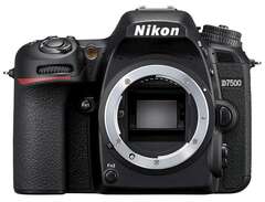 Nikon D7500 + EF 18-140