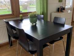Ikea bord och 8 stolar